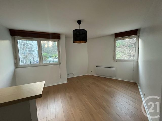 Appartement F2 à louer - 2 pièces - 37.77 m2 - PUTEAUX - 92 - ILE-DE-FRANCE - Century 21 Cayla Immobilier